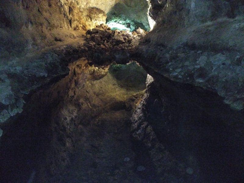 Tunel volcánico de la Cueva de los Verdes