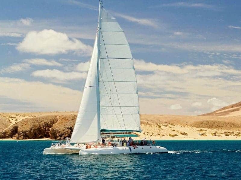 excursión catamaran papagayo