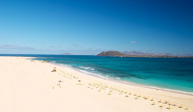 Visit the Dunes of Corralejo