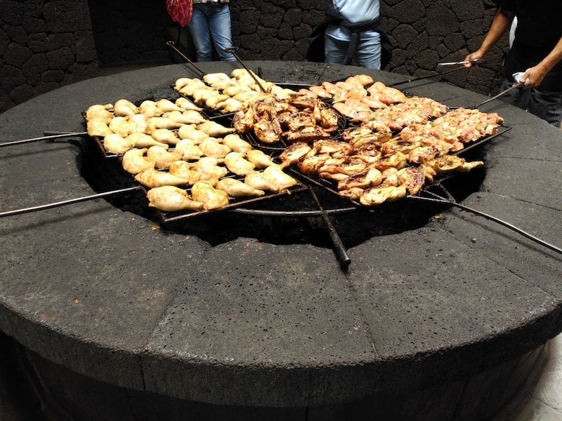 Comer en el restaurante Diablo en Timanfaya 