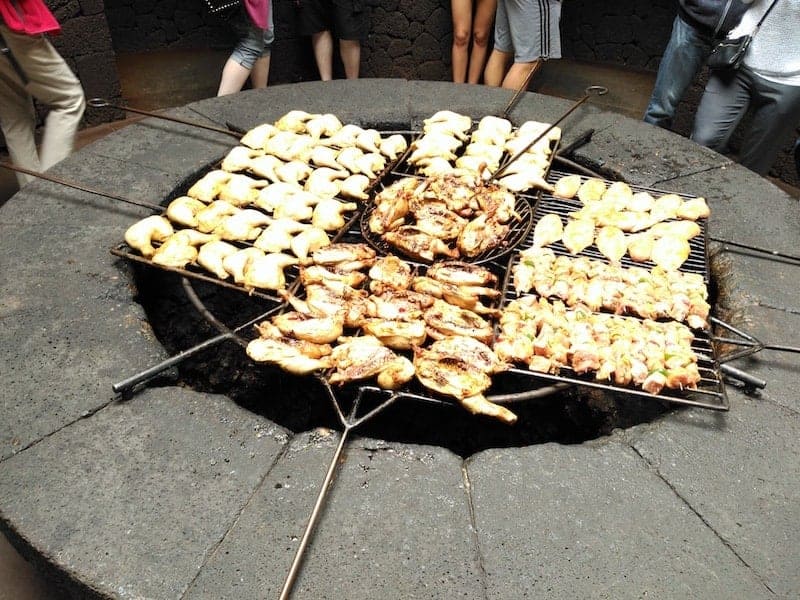 Cocina con el calor del volcán